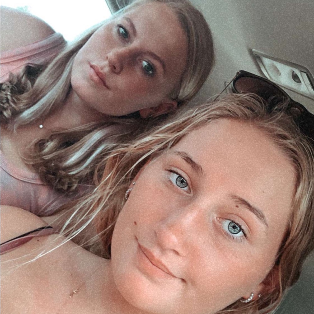 Meet your Posher, Kaitlyn